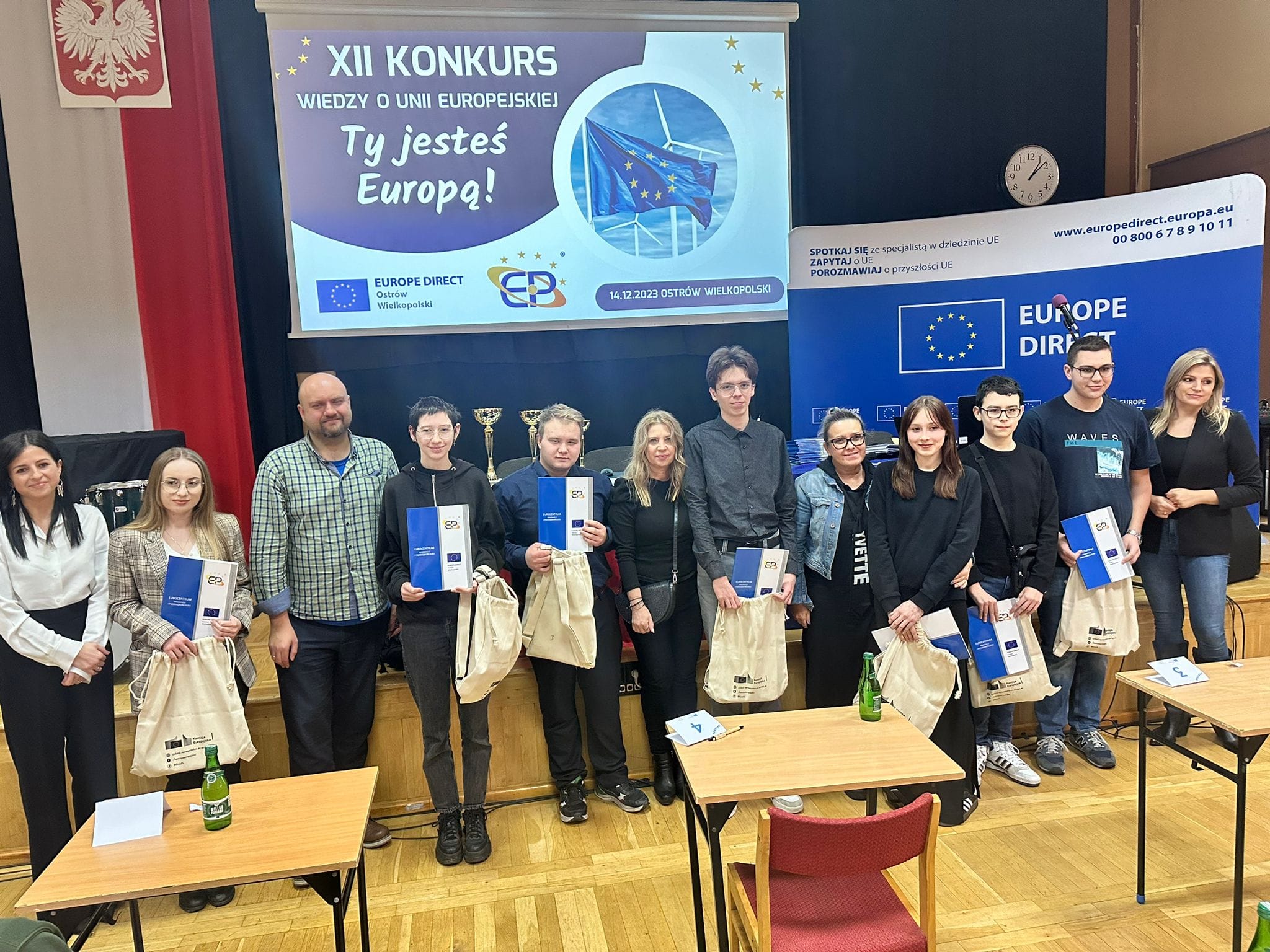 Read more about the article „Ty jesteś Europą” – sukcesy ZST w XII Konkursie Wiedzy o UE! 🇪🇺📘